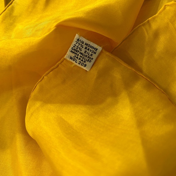 LOT OF (2) MUSTARD GOLD YELLOW HAND ROLLED VINTAGE SILK BLEND SQUARE SCARVES - Picture 5 of 5